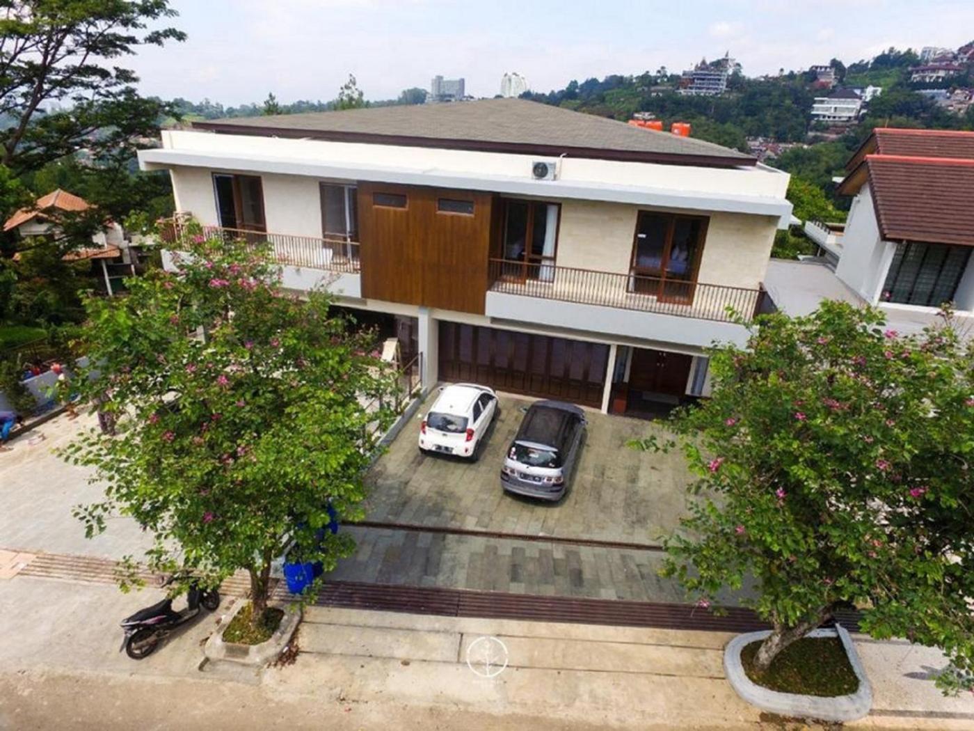 Asmaya Hill View Villa 7 Bedrooms With A Private Swimming Pool Бандунг Экстерьер фото